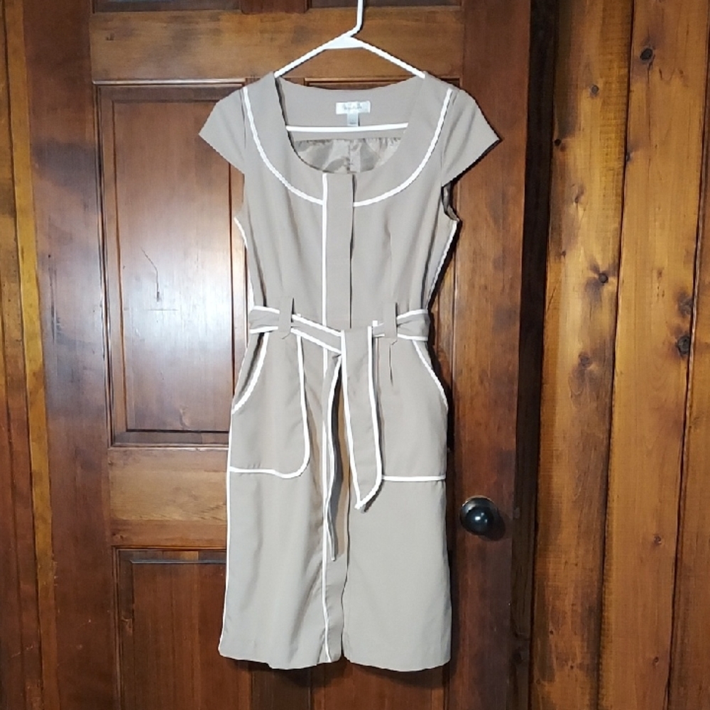 dressbarn Taupe Cap Sleeve Midi Dress